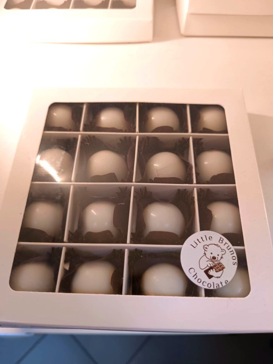 Praliny z francuskim kasztanem - Czekolada biała 160g