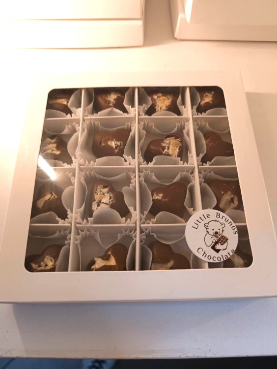 Czekoladki serca z ananasem - Rzemieślnicza czekolada gorzka z ananasem 160g